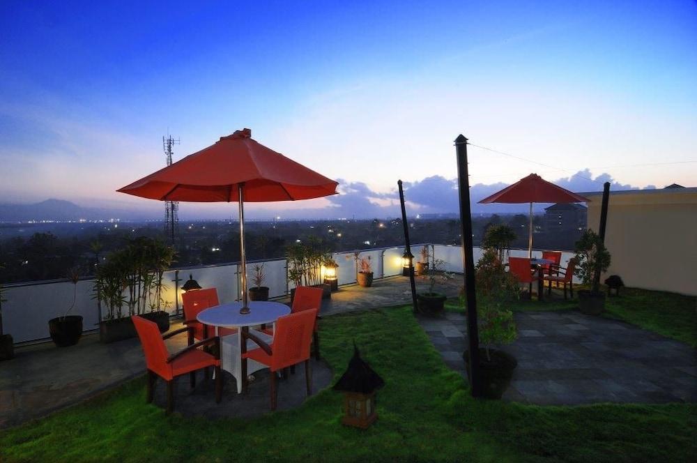 Parkside Denbukit Residence & Suite Jimbaran Exterior foto