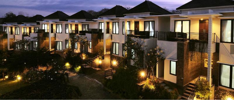 Parkside Denbukit Residence & Suite Jimbaran Exterior foto